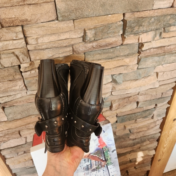 Short Bots - Picture 11 of 13